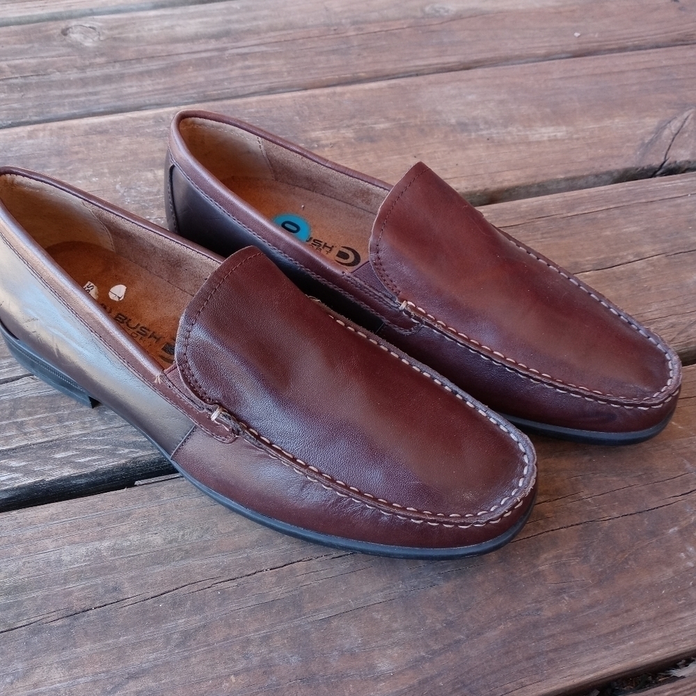 Nunn Bush men's brown leather loafer sz 10M. 183pm